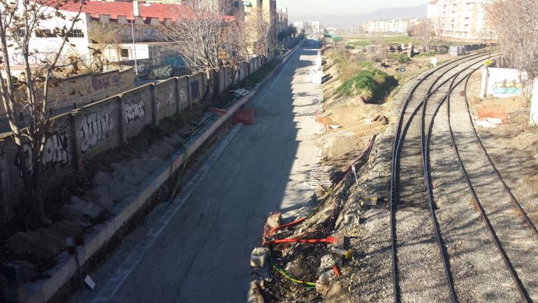 Obras del AVE en el barrio de La Chana de Granada