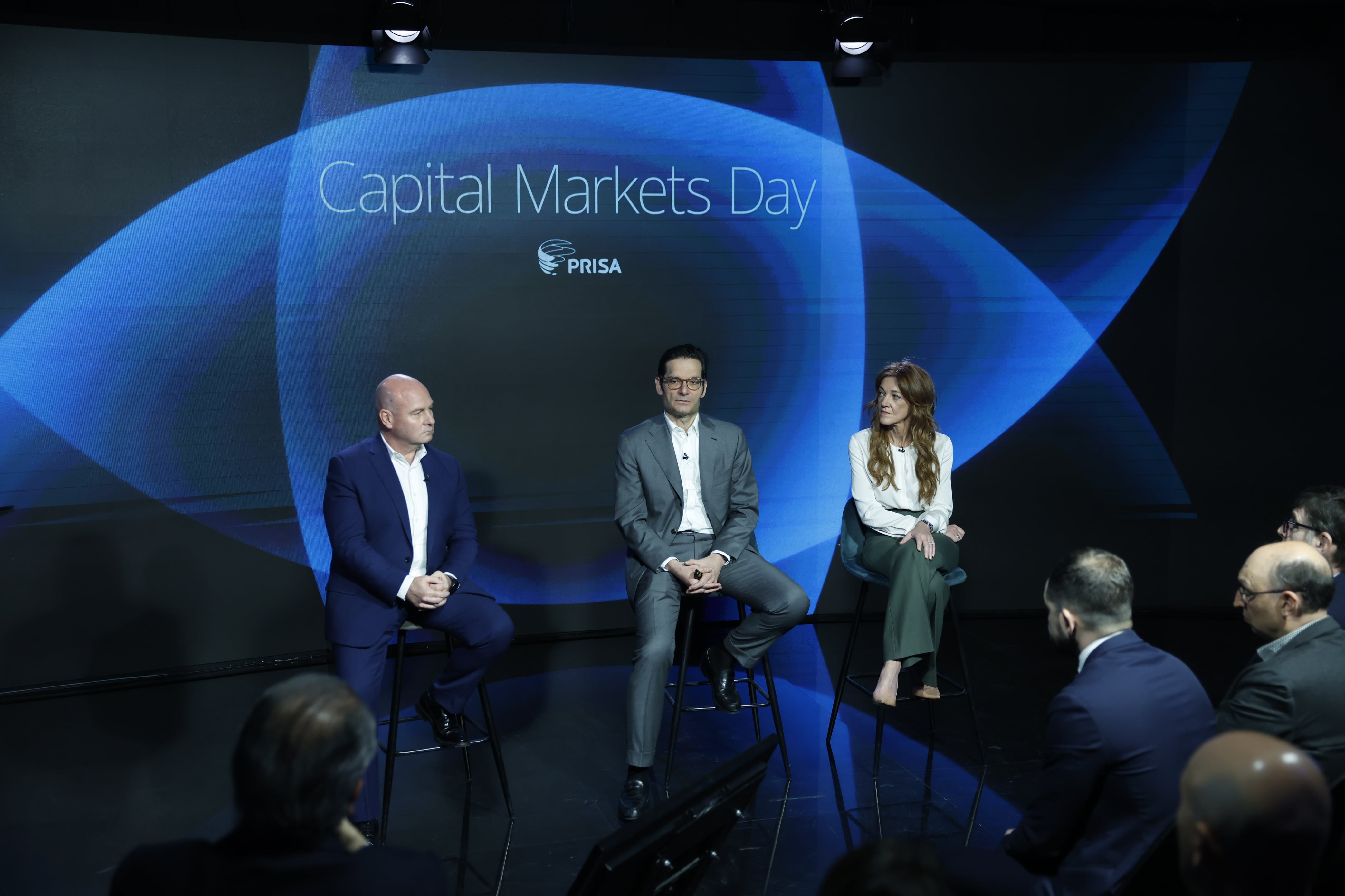 Presentación Plan Estratégico de Prisa. De izquierda a derecha, Alberto Polanco, consejero de Santillana; Joseph Oughourlian, presidente de Prisa, y Pilar Gil, consejera delegada de Prisa Media.