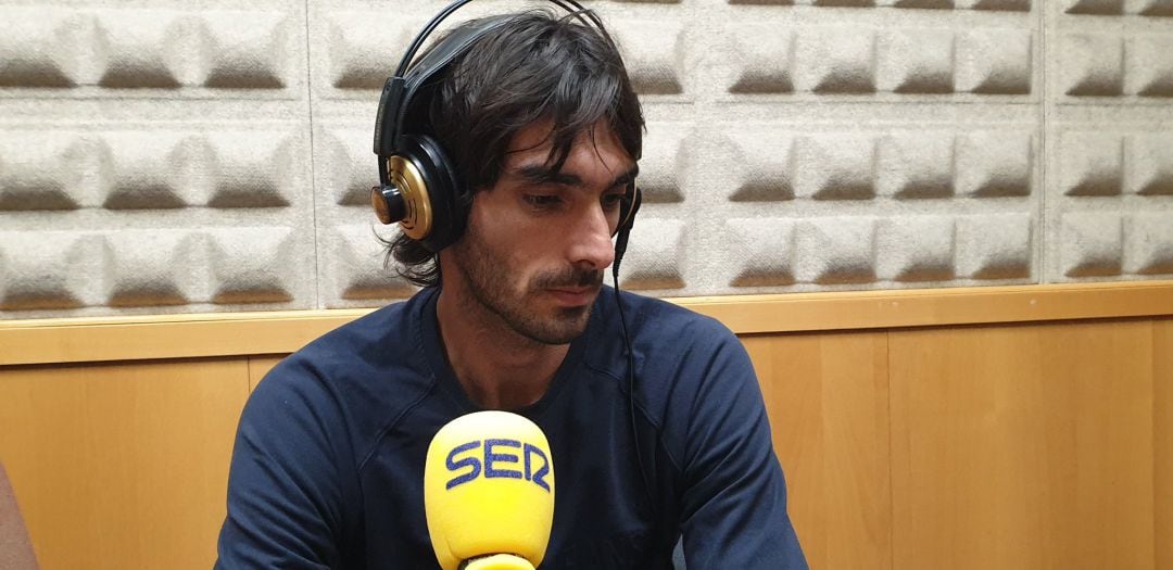 Carlos Martínez durante su entrevista en Radio Asturias.