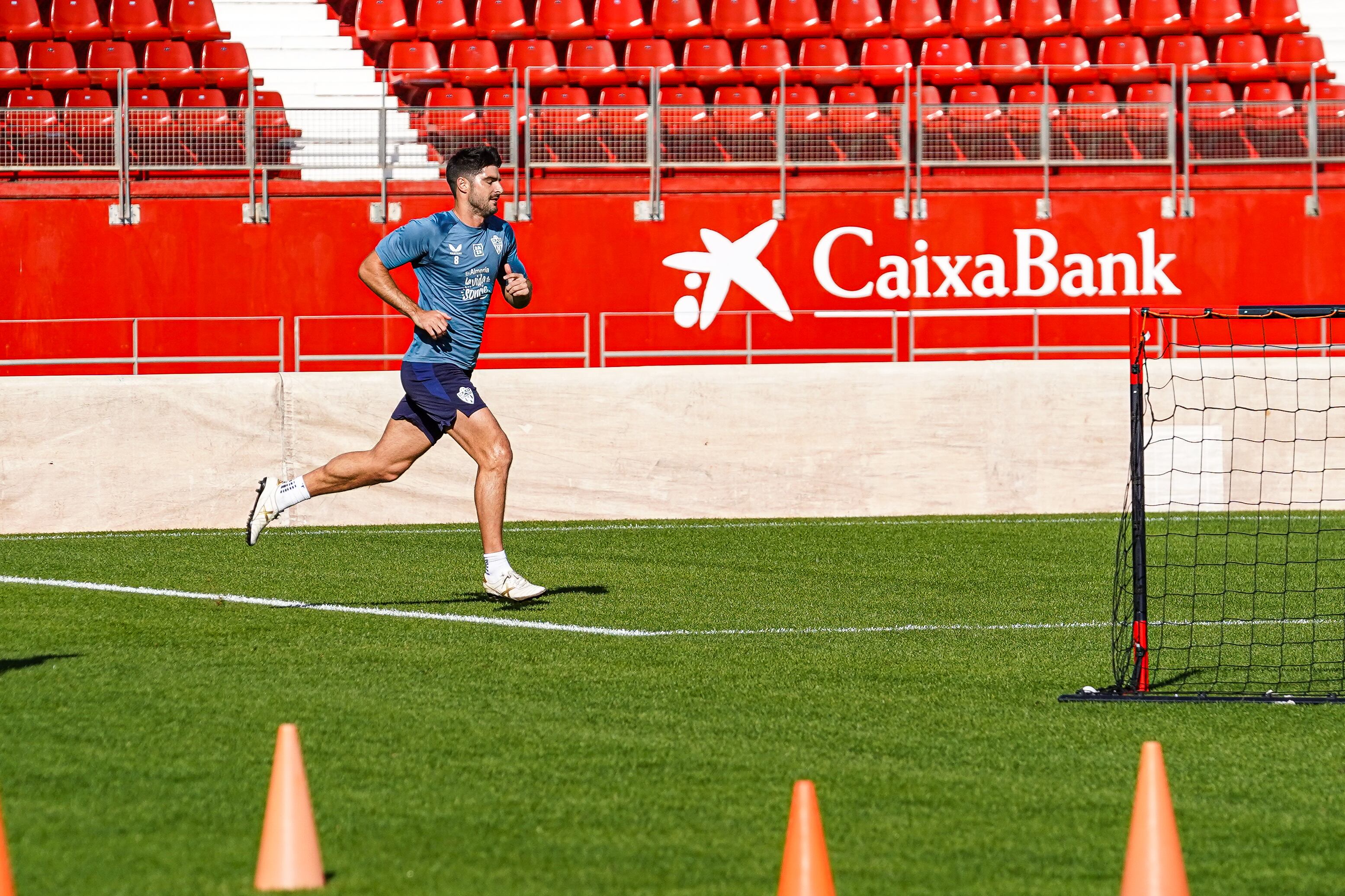 El futbolista madrileño sigue al margen del grupo rojiblanco de Rubi.