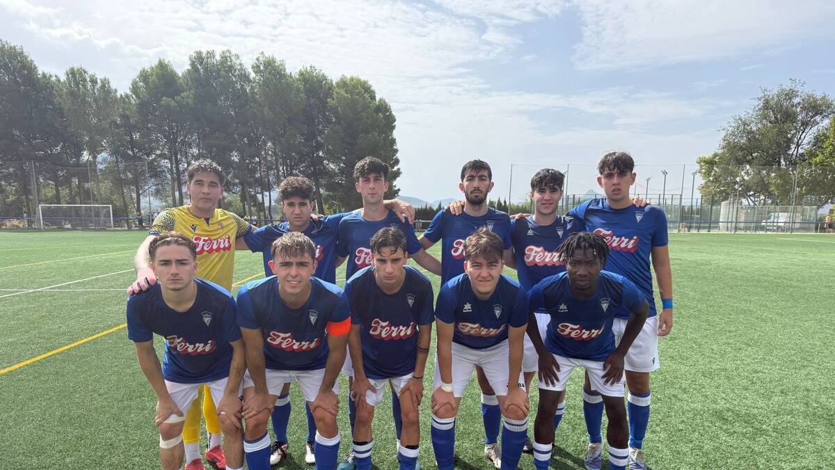 Ricardo Lillo, técnico del Villena B