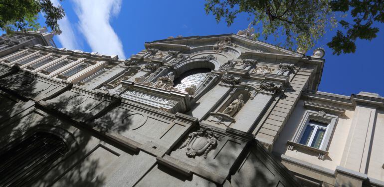 La sala 61 del Supremo ha estado reunida durante dos horas.