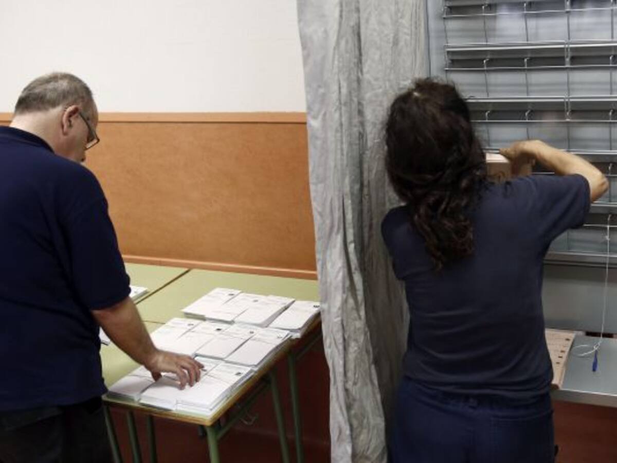 La primera llamada del día con Juan José Echeverría, concejal de Urbanismo del Ayuntamiento de Pamplona