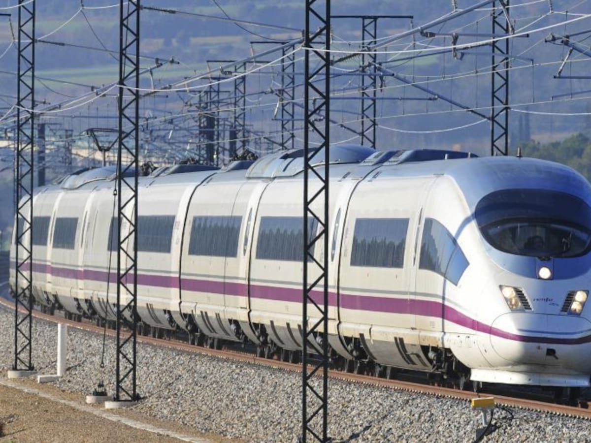 "La descontaminación del trazado ferroviario del AVE debe hacerse "con soterramiento o sin él"