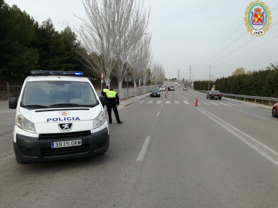 Control de Policía Local en Jaén.