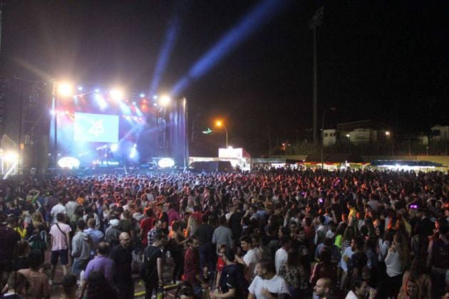 Concierto fiestas Cabanillas años anteriores