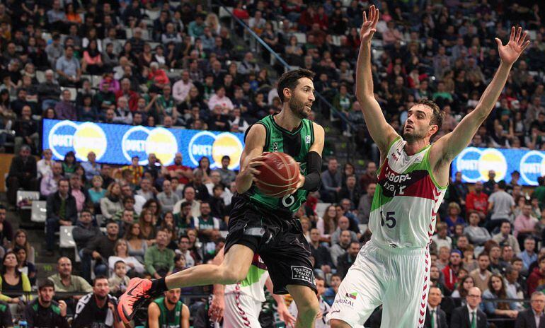 Mirza Begic en el partido contra el Joventut.