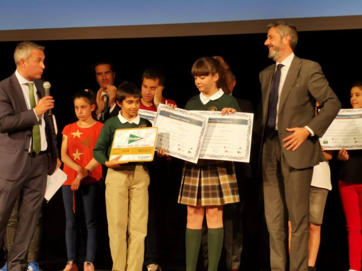 Entregados los Premios 'Atifle' de la I Edición del Concurso Generación Cerámica