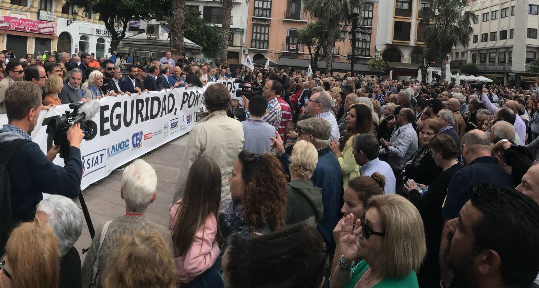 Vecinos de Algeciras protestan contra los grupos de narcotraficantes que operan en el Campo de Gibraltar