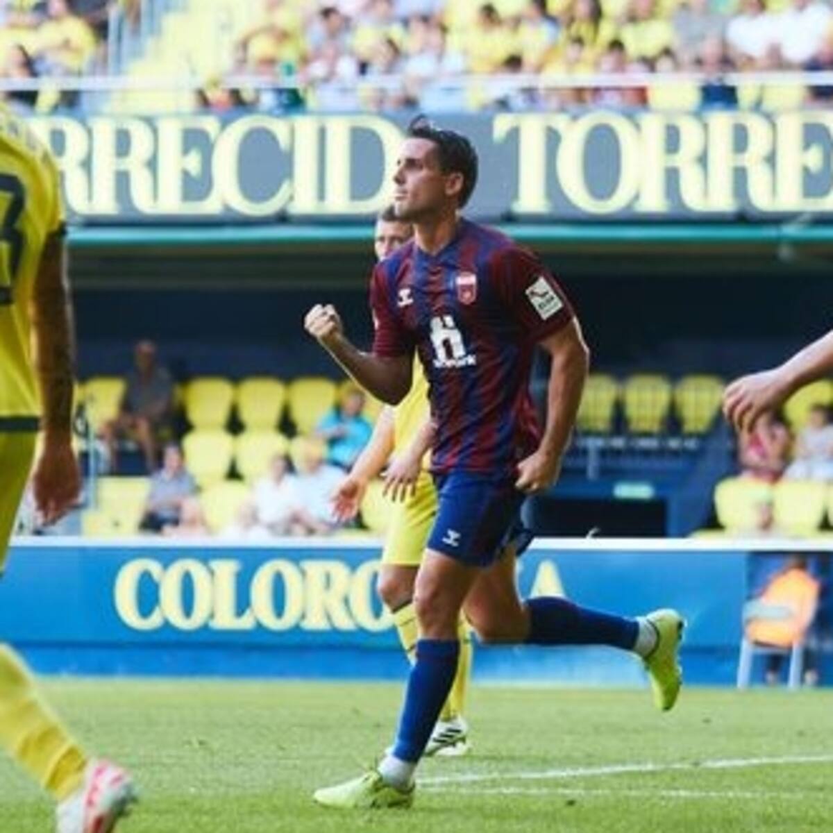 El Eldense cae ante un Villarreal B mucho más efectivo (3-1)