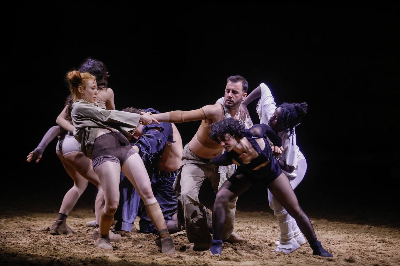 Un momento de la obra 'Agro' en Caballerizas Reales.