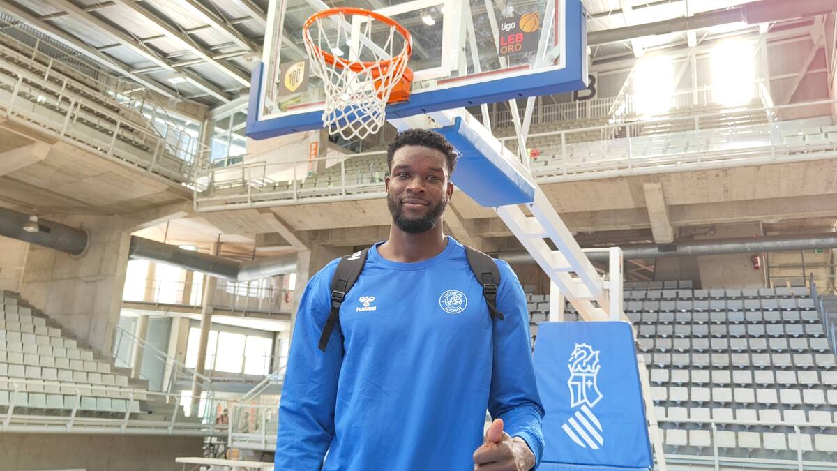 Mus Barro jugador del HLA Alicante