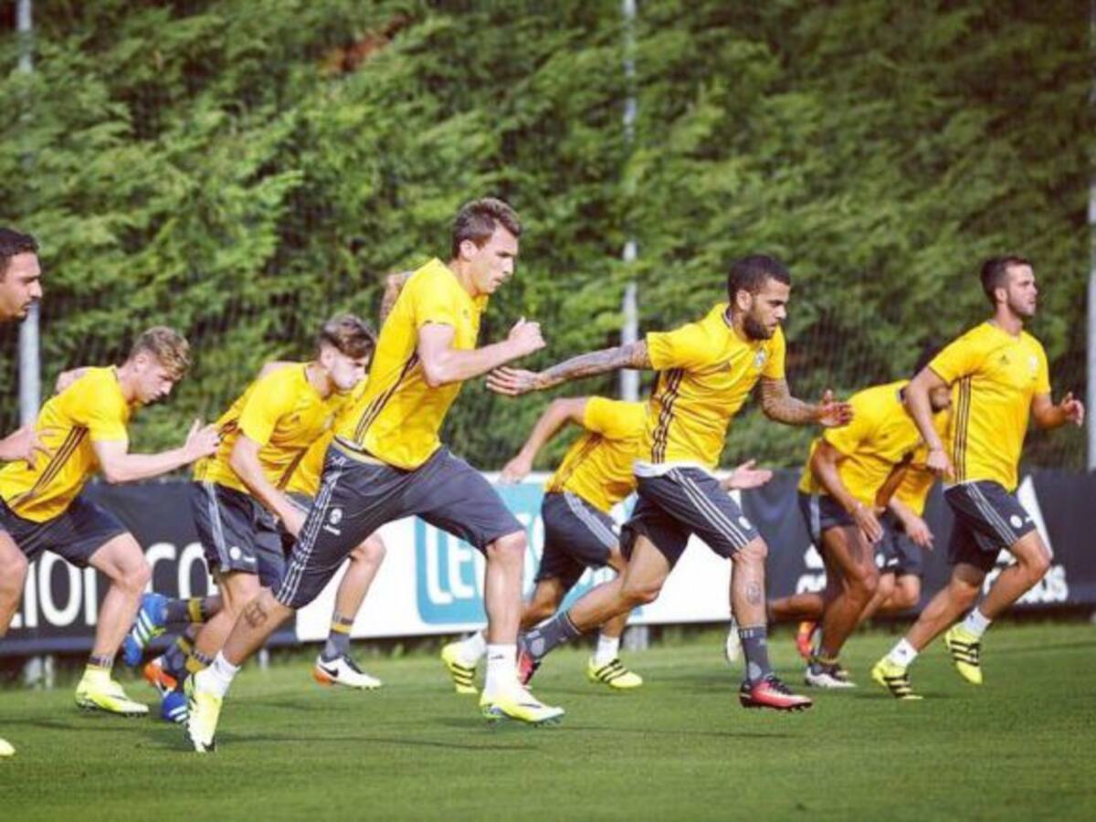 El Cádiz se fija en Carlos Blanco, central de la Juve