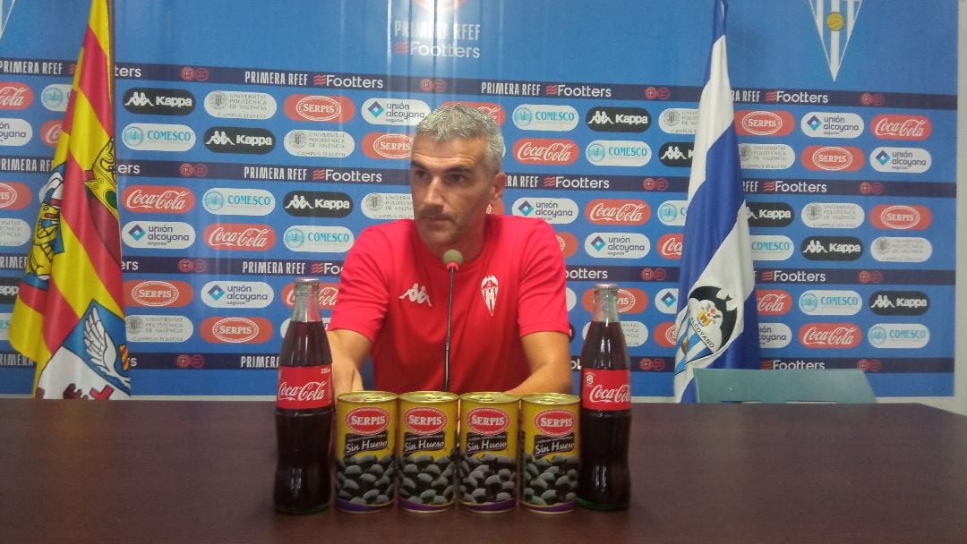 Vicente Parras, entrenador del Alcoyano en la previa de la primera jornada de liga