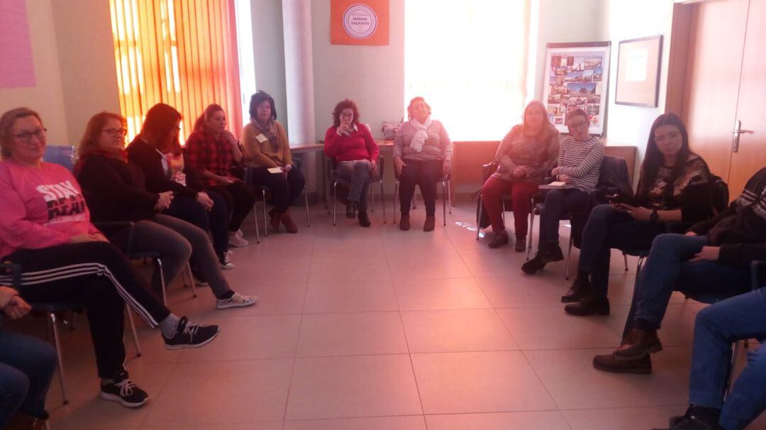 Participantes en la Lanzadera de Empleo del Ayuntamiento de La Carolina.