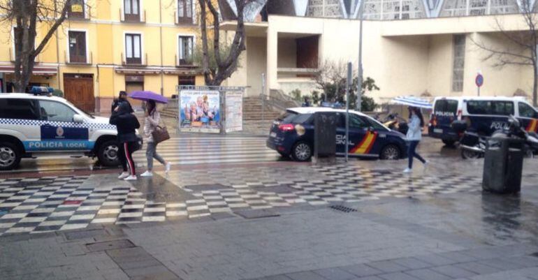 El desalojo de San Esteban ha supuesto un fuerte despliegue policial.