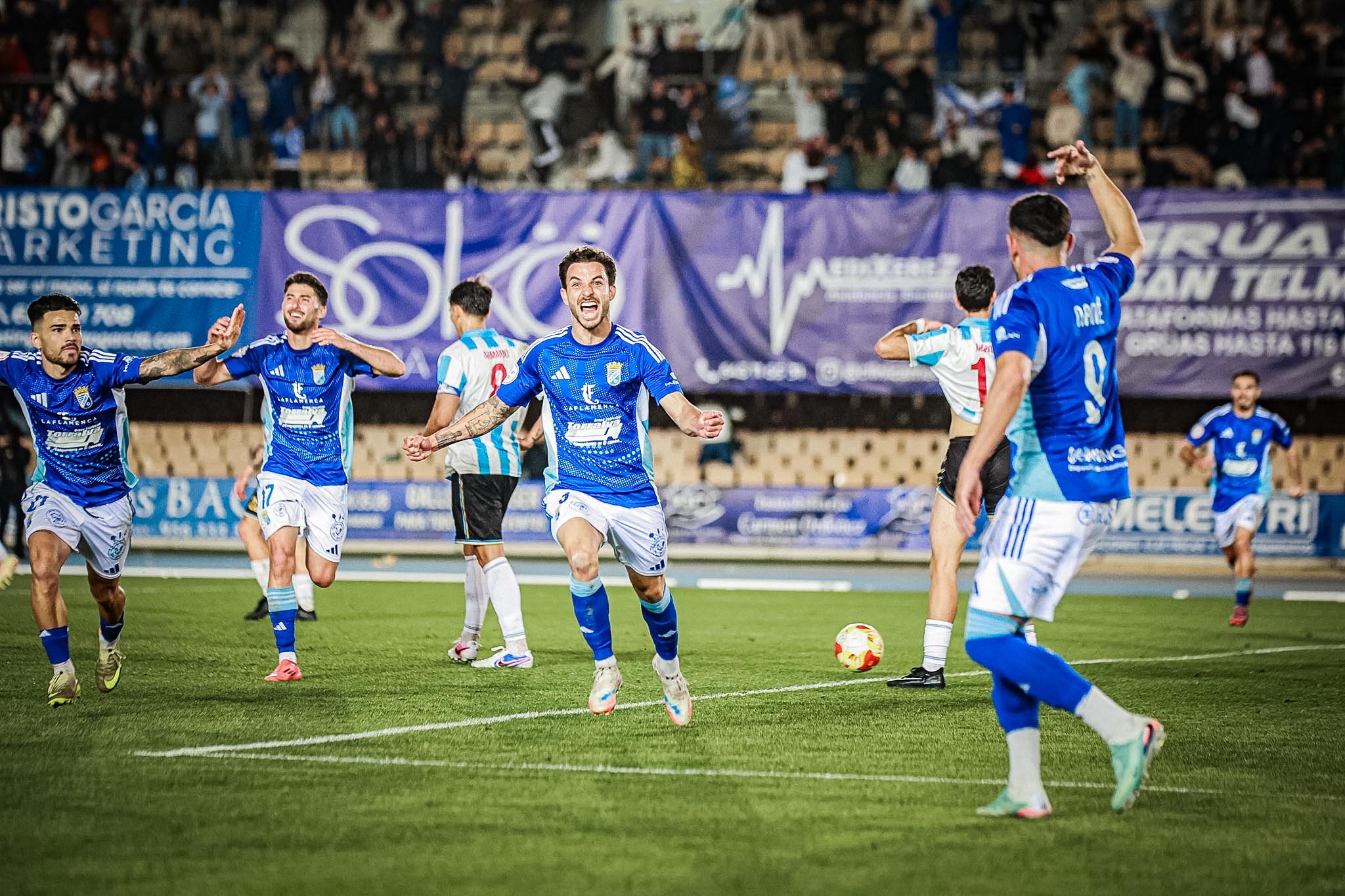 Espectacular triunfo del Xerez CD