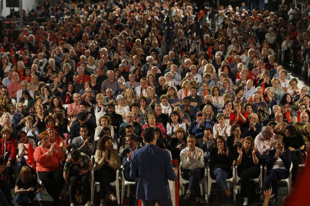Pedro Sánchez participa en un acto de campaña en Baleares