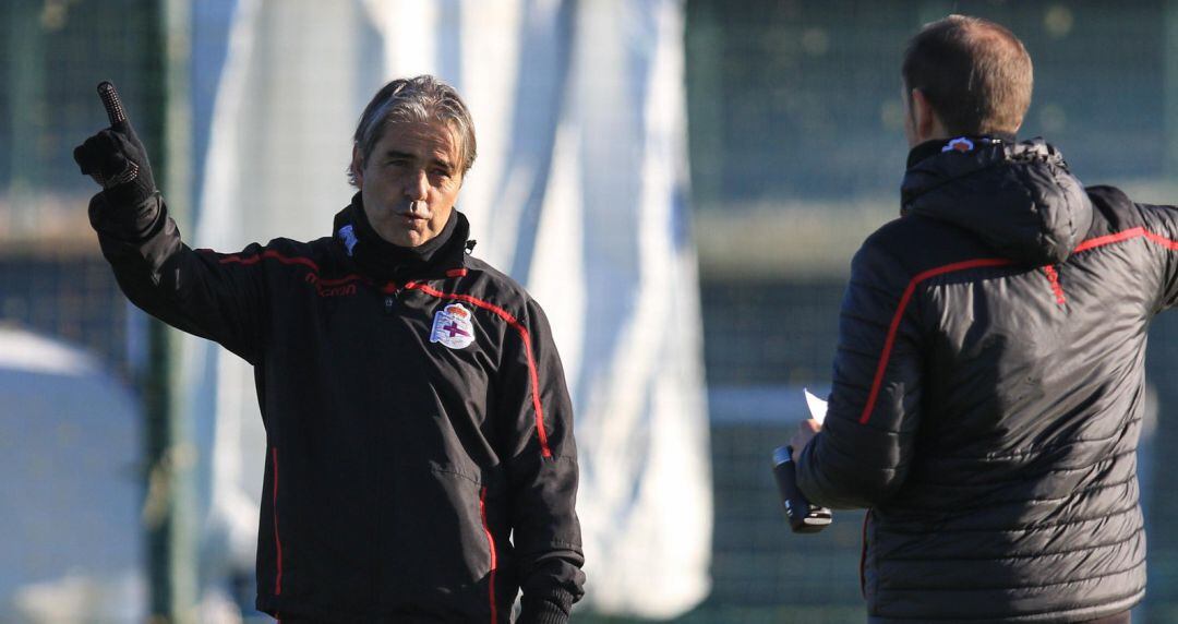 Natxo González entrenando al Deportivo