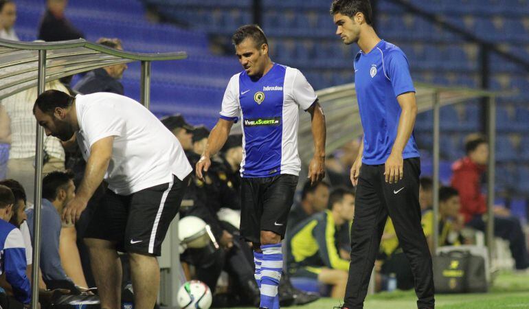 Rafita tras lesionarse frente al Villarreal B