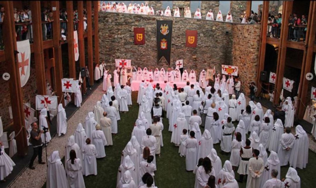 La Ordenación es uno de los actos centrales de la Noche Templaria de Ponferrada