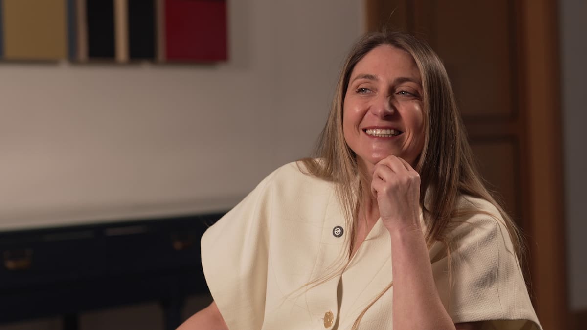 Por qué la chef Lucía Freitas le dedicó su tercer sol a Merce: la friegaplatos del restaurante