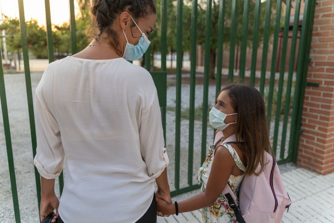 El último día arroja cuatro nuevos contagios en los centros escolares  