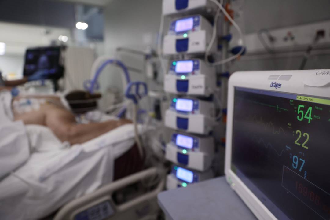 Aumento de hospitalizados por COVID en Málaga, que sigue suma otros 400 contagios