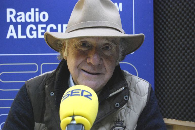 Miguel Ramos Zambrana, "Miguelete", durante su intervención en Radio Algeciras.
