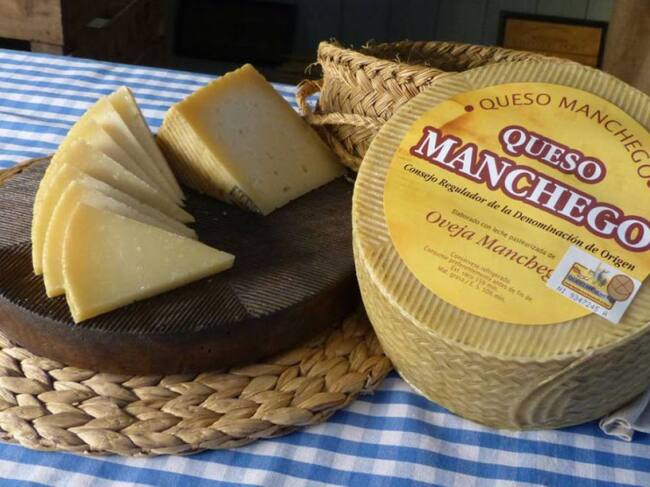 Imagen de un Queso Manchego con Denominación de Origen