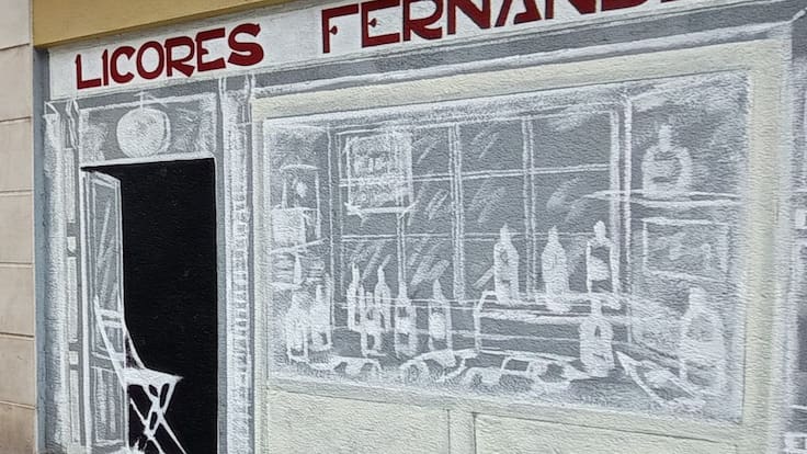 Estella decora la ciudad mediante murales con escaparates de antiguas tiendas (26/01/2021)