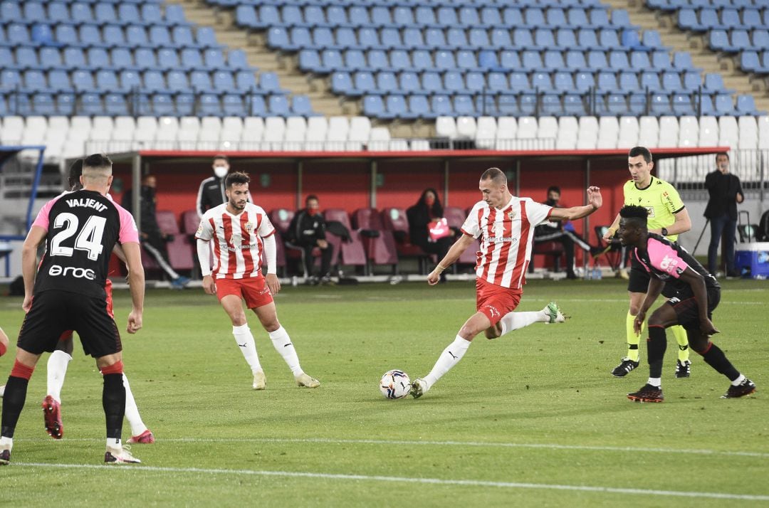 Petrovic en acción. 