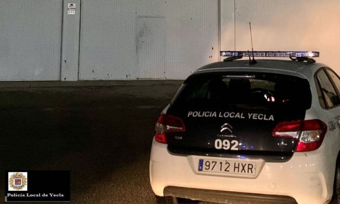 La Policía Local acudió a la nave industrial donde se celebraba una fiesta