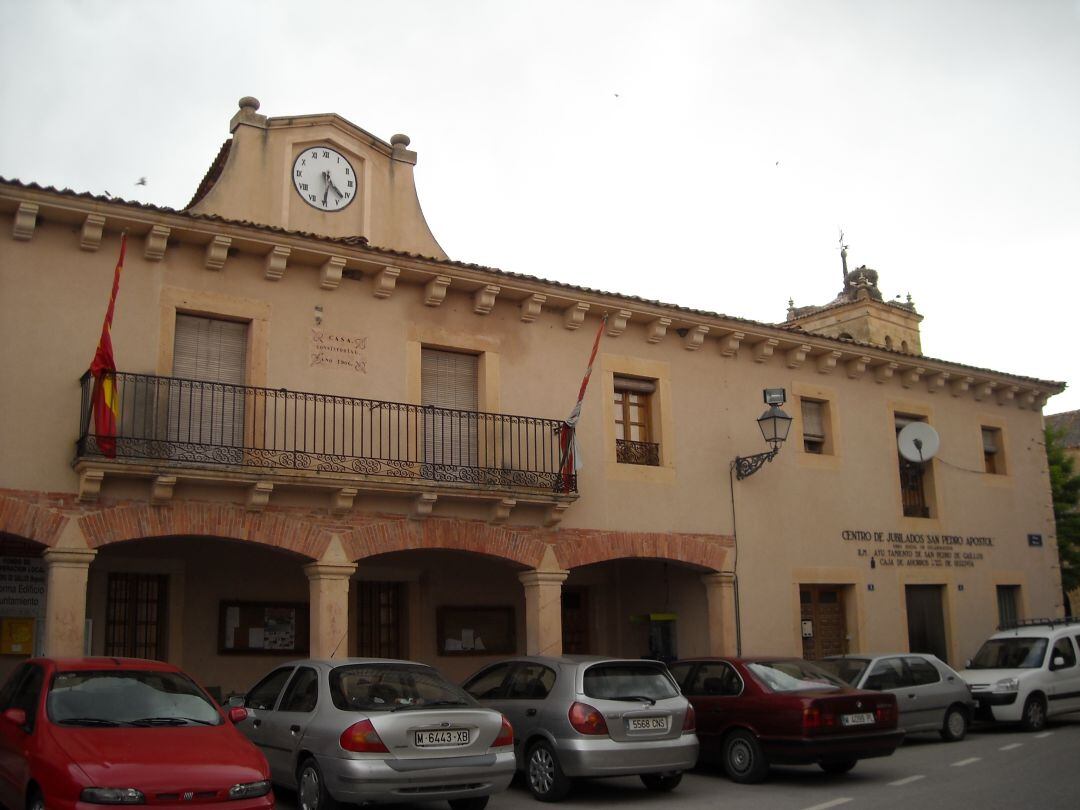 Fachada del Ayuntamiento de San Pedro de Gaíllos
