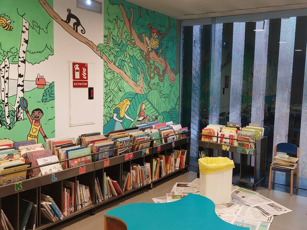 CRÒNICA. Tancament biblioteca Sant Antoni - Joan Oliver