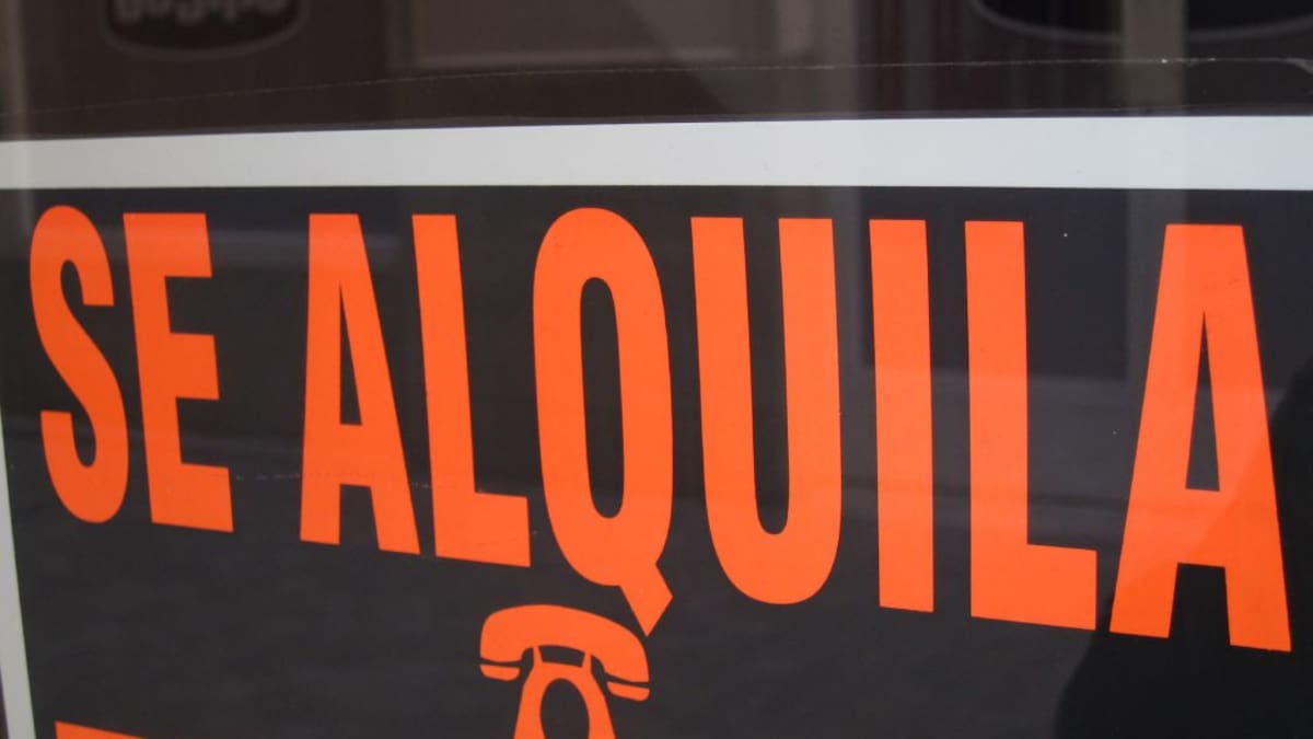 Javier Gil: "Se tiene que establecer una suspensión de pagos generalizada, excepto cuando el propietario necesite ese ingreso para llegar a fin de mes"