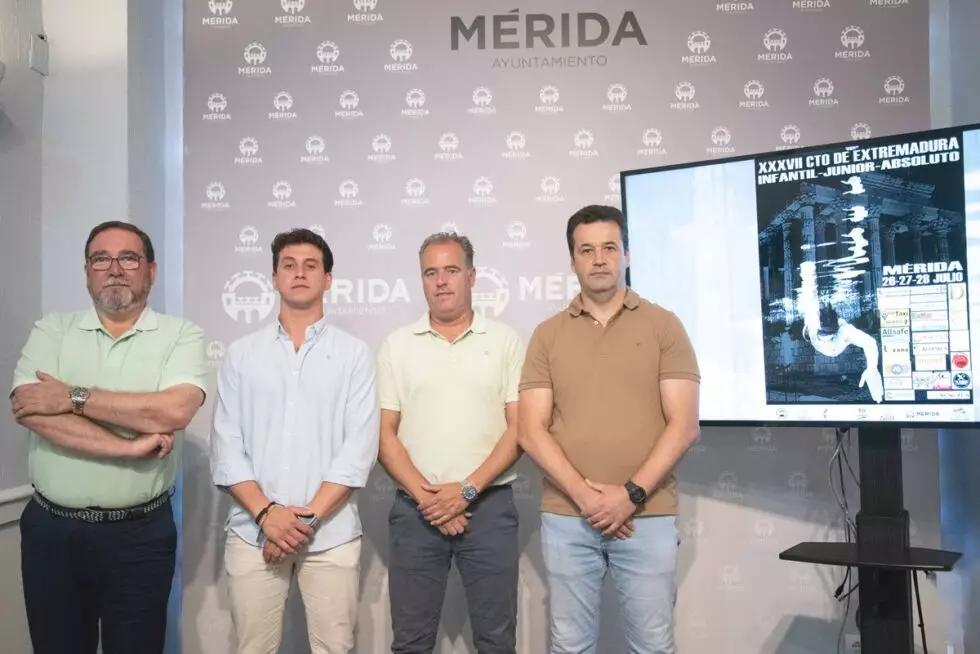 Presentación Campeonato de Extremadura de Natación