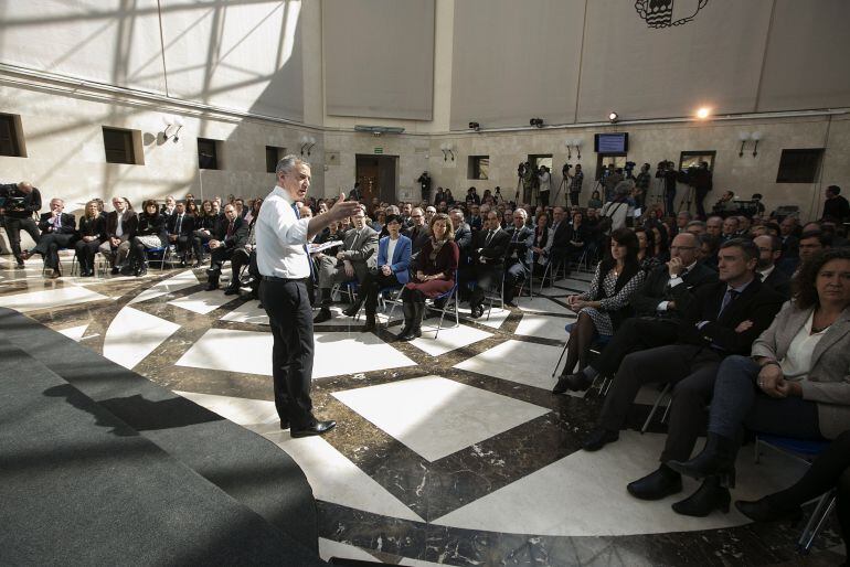  Iñigo Urkullu durante el acto celebrado en la sede de la Presidencia del Ejecutivo en Vitoria