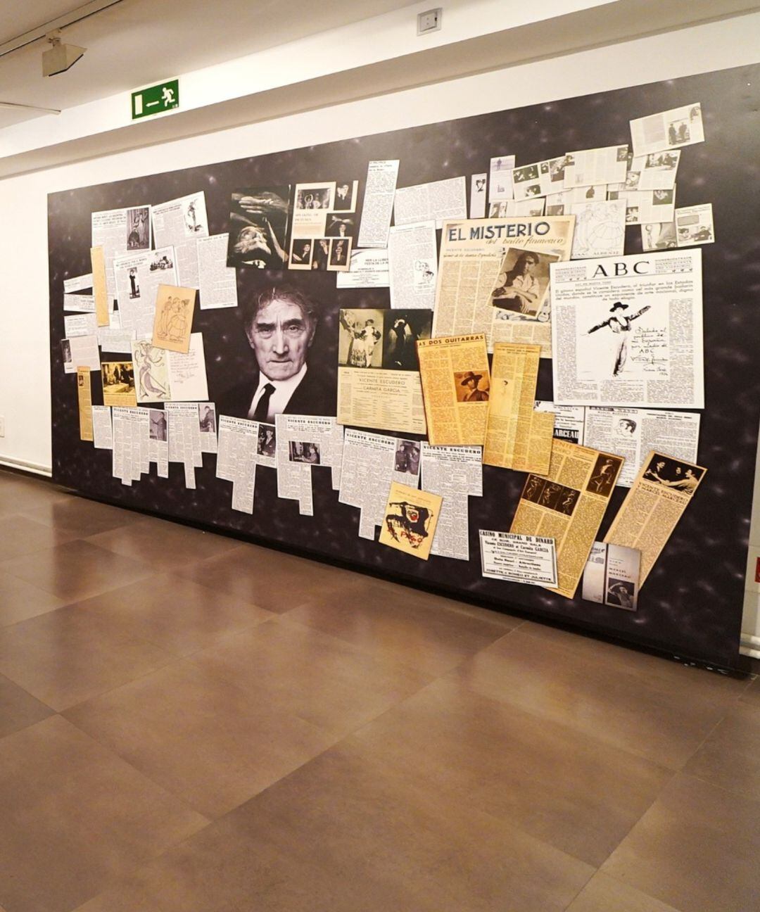 Mural de la exposición Vicente Escudero