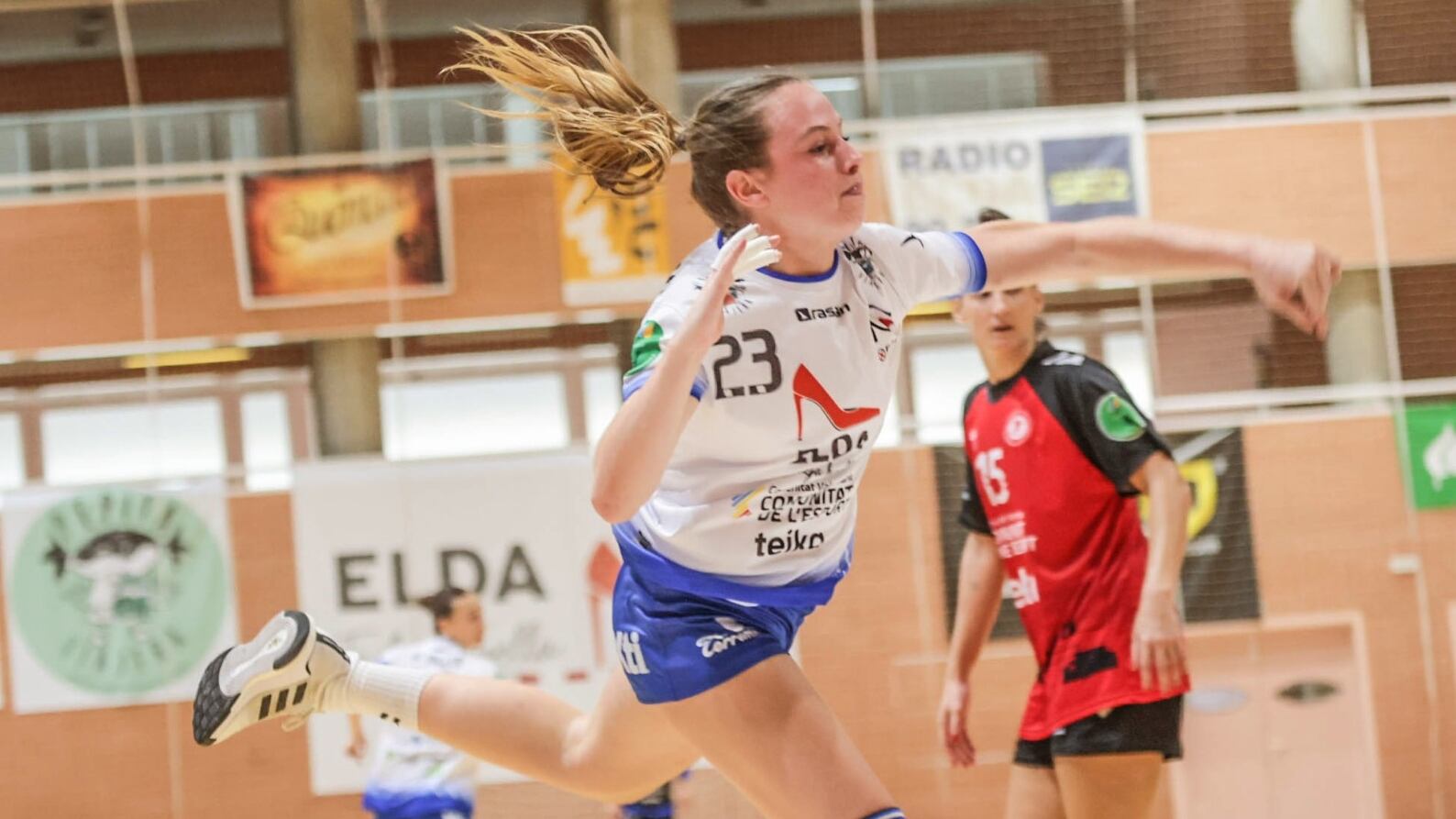 El Elda Prestigio busca reencontrarse con la victoria en su pista