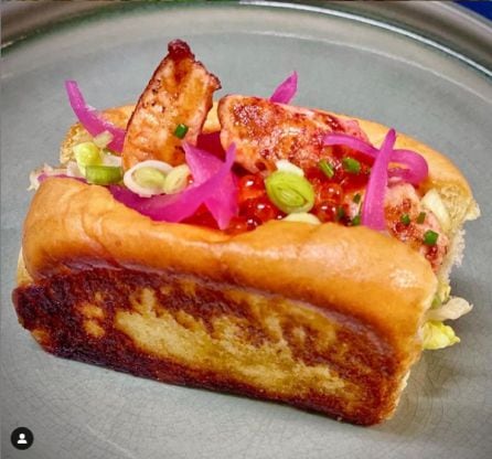 Lobster Roll Brasa, el plato estrella de Kromatiko, según Javi Vadillo