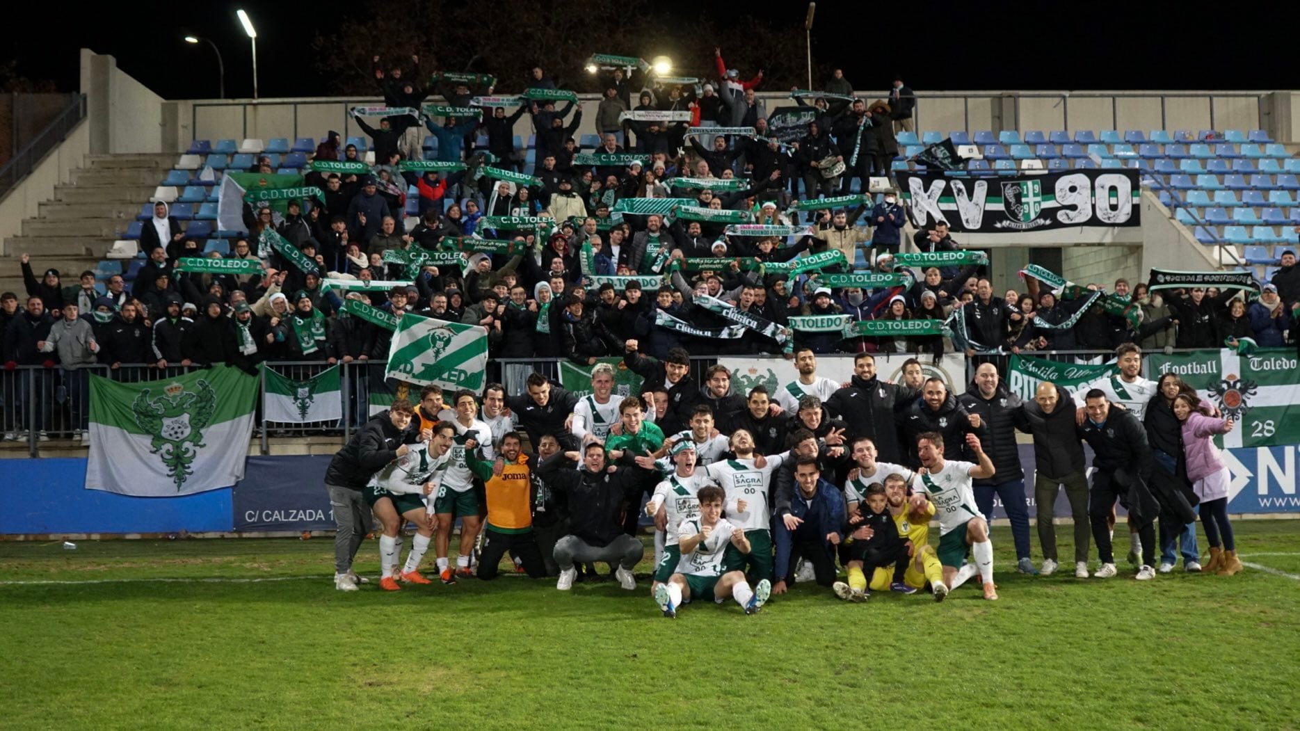 Afición del CD Toledo en Puertollano