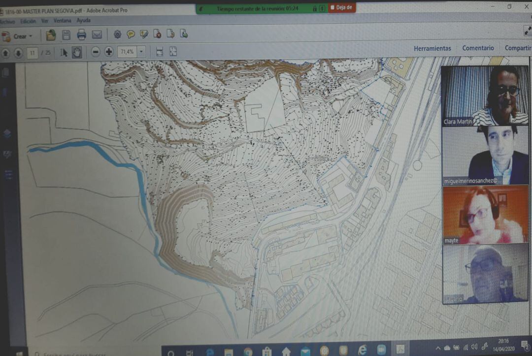 Reunión mantenida entre los concejales de Urbanismo y Medio Ambiente con los representantes de la AAVV del Puente de HIerro.