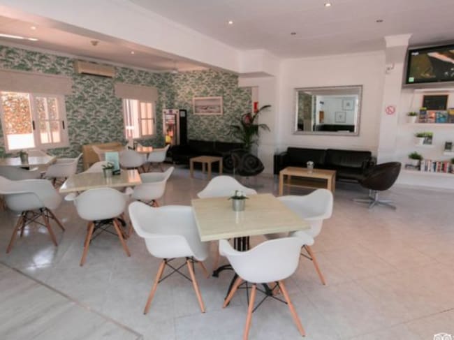 Hotel Gabarda & Gil.