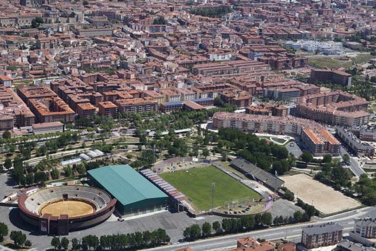 Vistas aéreas del estadio Adolfo Suárez 