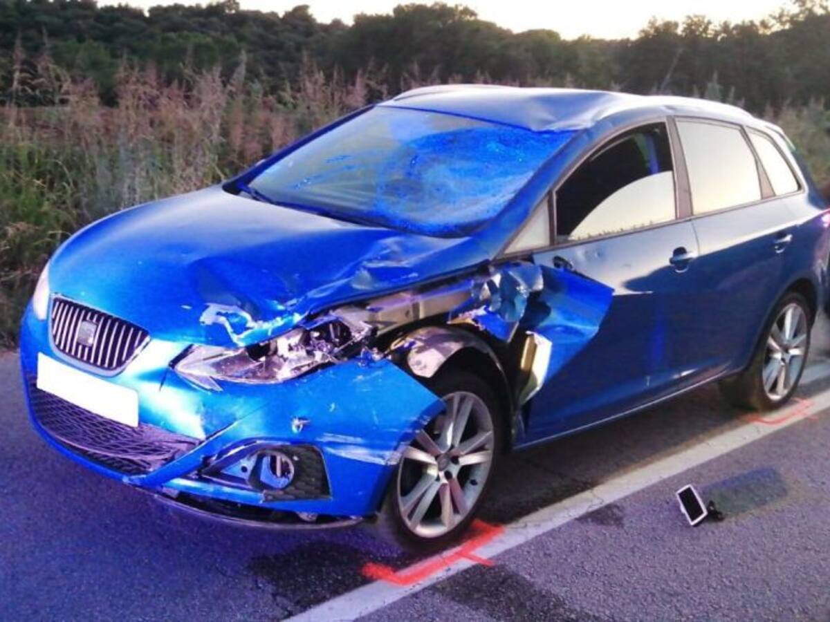 Un conductor ebrio atropella mortalmente a un ciclista y hiere a otros cuatro