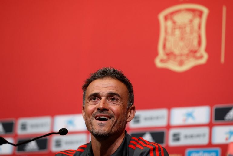 Luis Enrique, durante la rueda de prensa en Londres