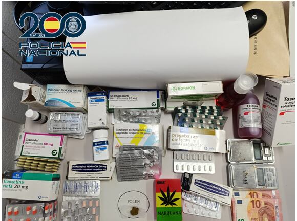 Medicamentos y drogas de los que se ha incautado la Policía Nacional.