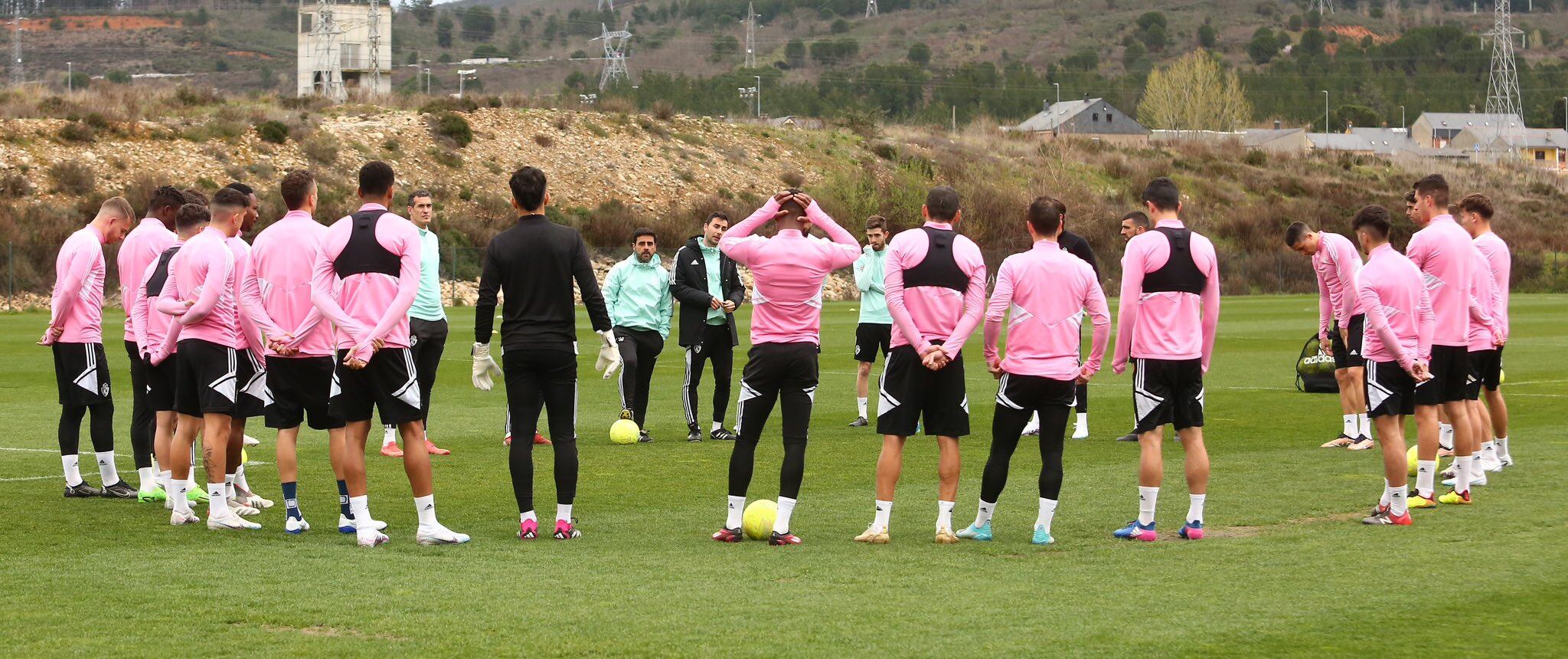 El técnico catalán espera que su equipo pueda superar al Alavés