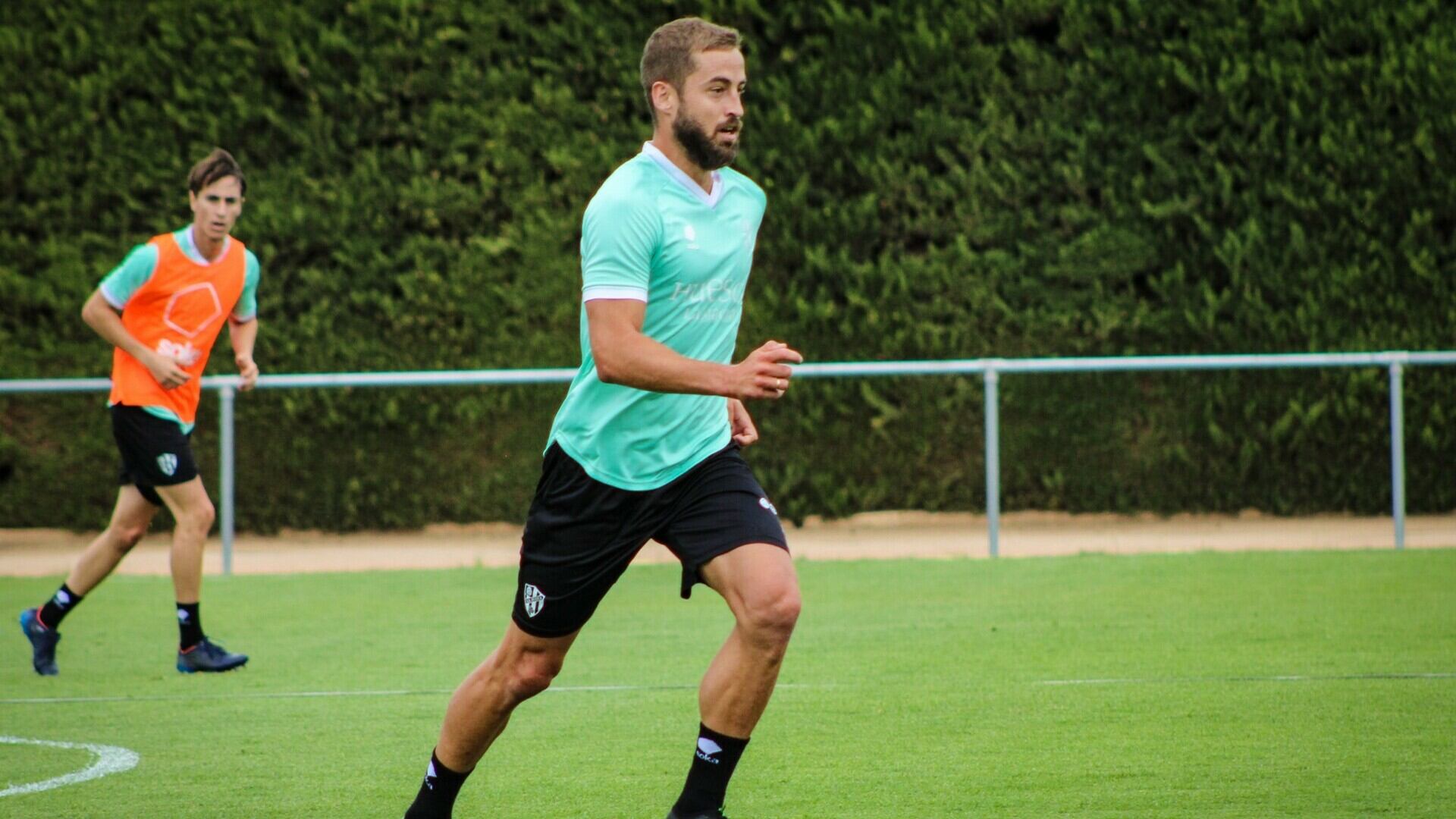 Jorge Pulido vuelve al once tras su sanción